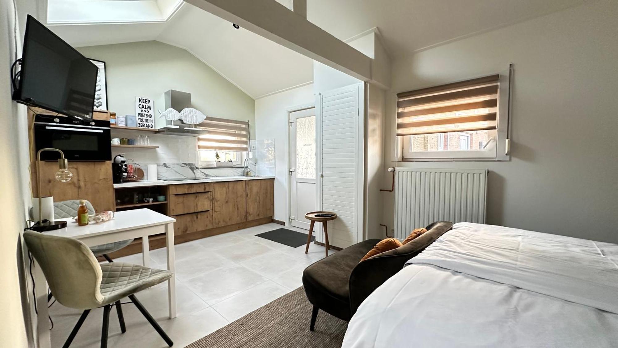 Slapen Bij De Zeeuwse Lala Bed & Breakfast IJzendijke Екстериор снимка